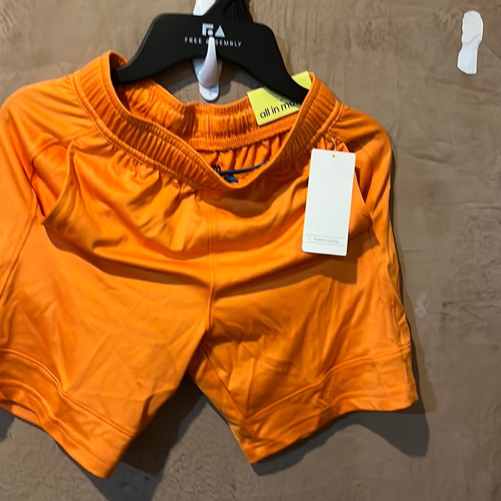 NWT Boys kids Shorts S(6/7)
